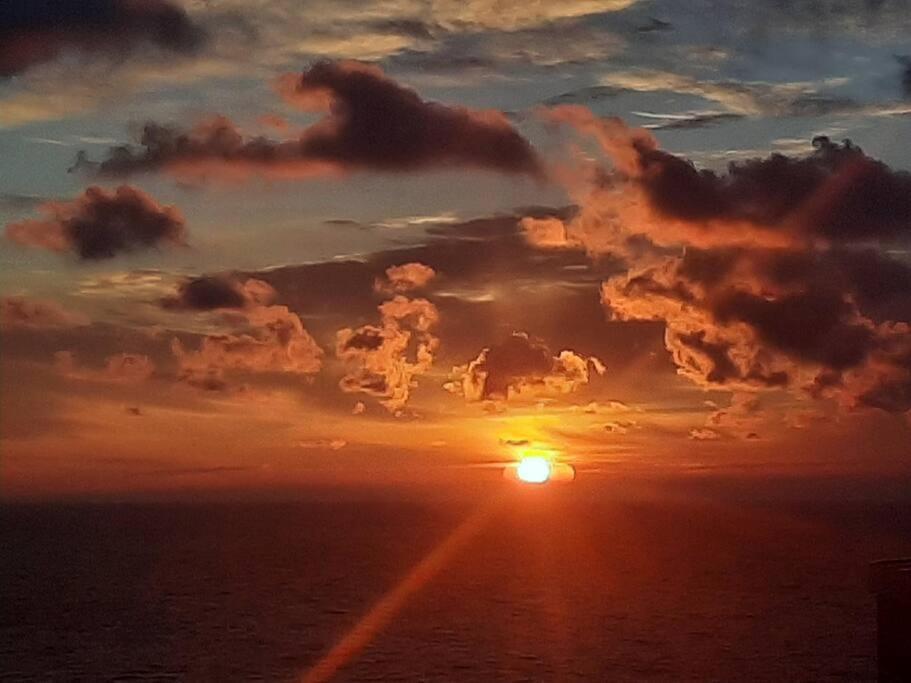 New Romantic Sea-View Studio By Odessa Beach Εξωτερικό φωτογραφία